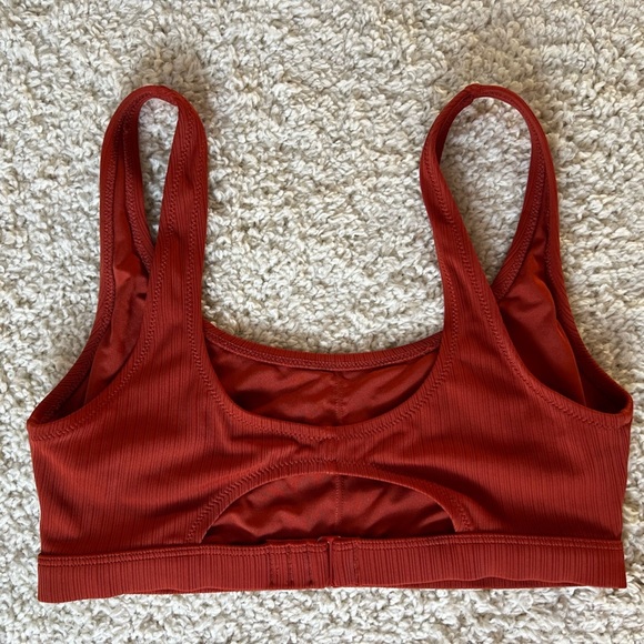 Women’s Medium Old Navy Bathing Suit Top GUC - Picture 2 of 7